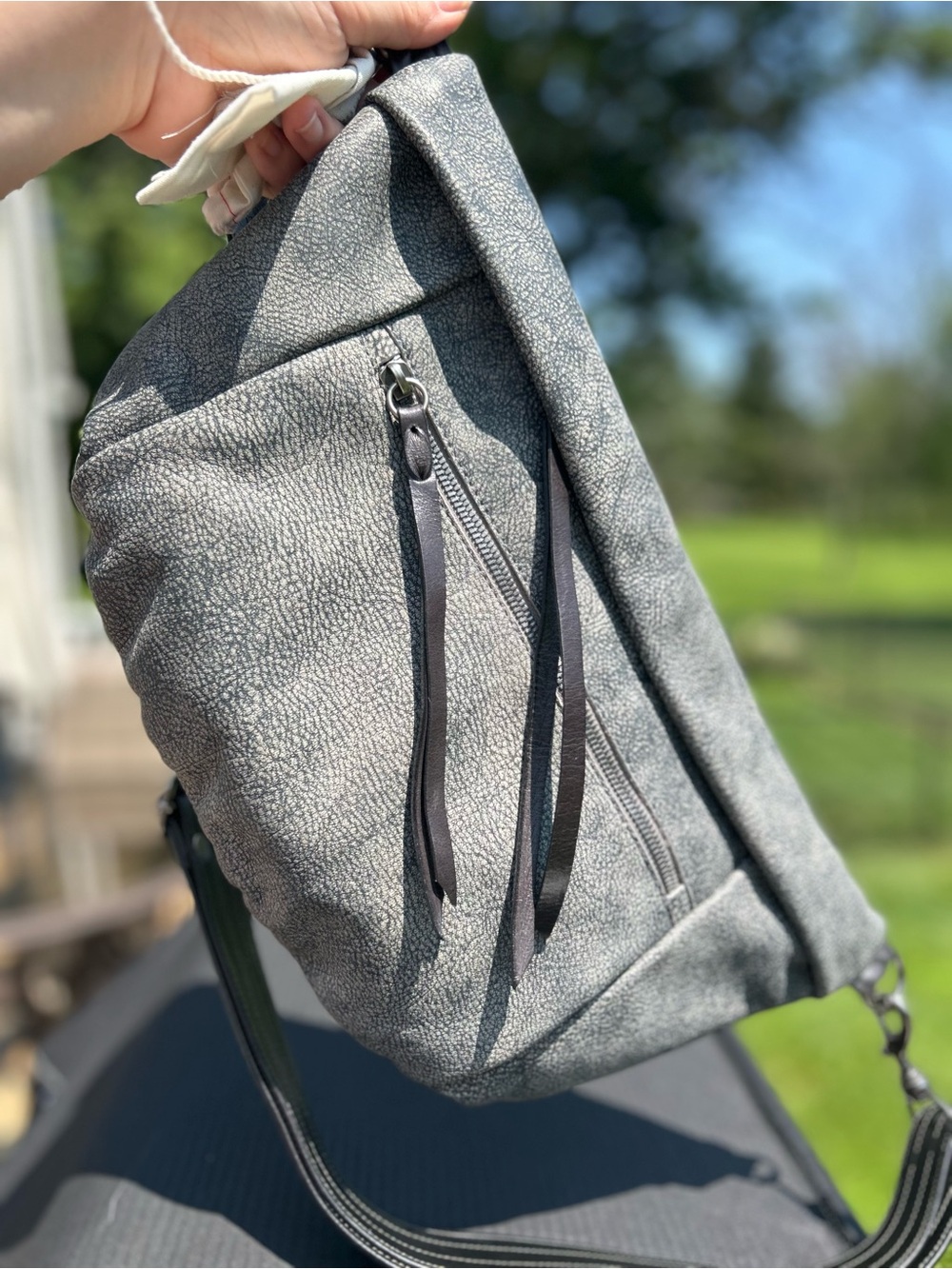 Rough and tumble large elephant ear Jenny sling bag - Picture 2 of 4